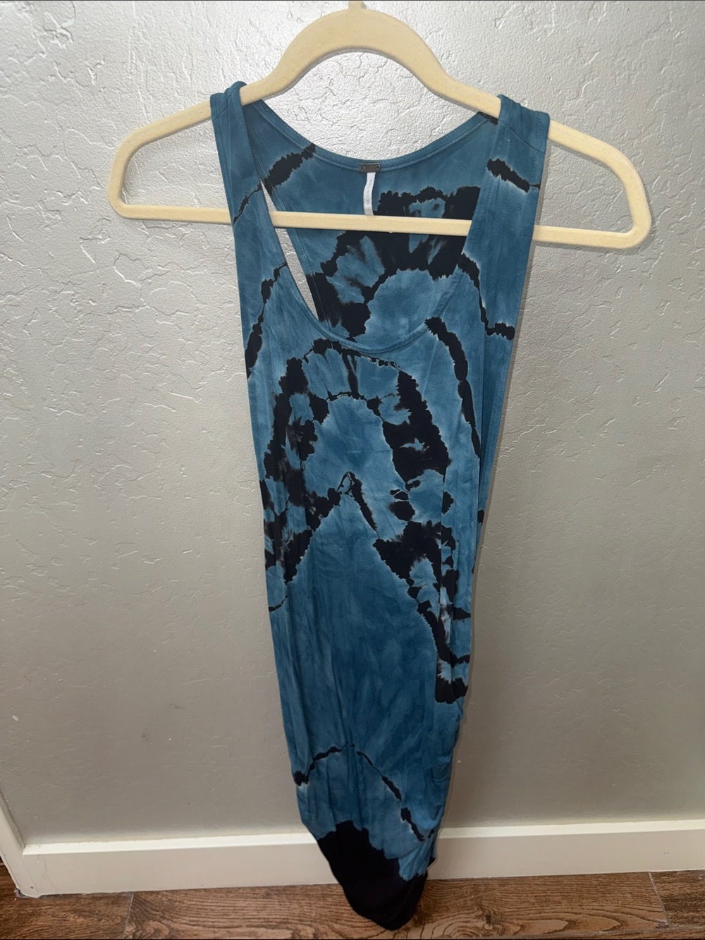 Blue Tie-Dye Sleeveless Maxi Dress